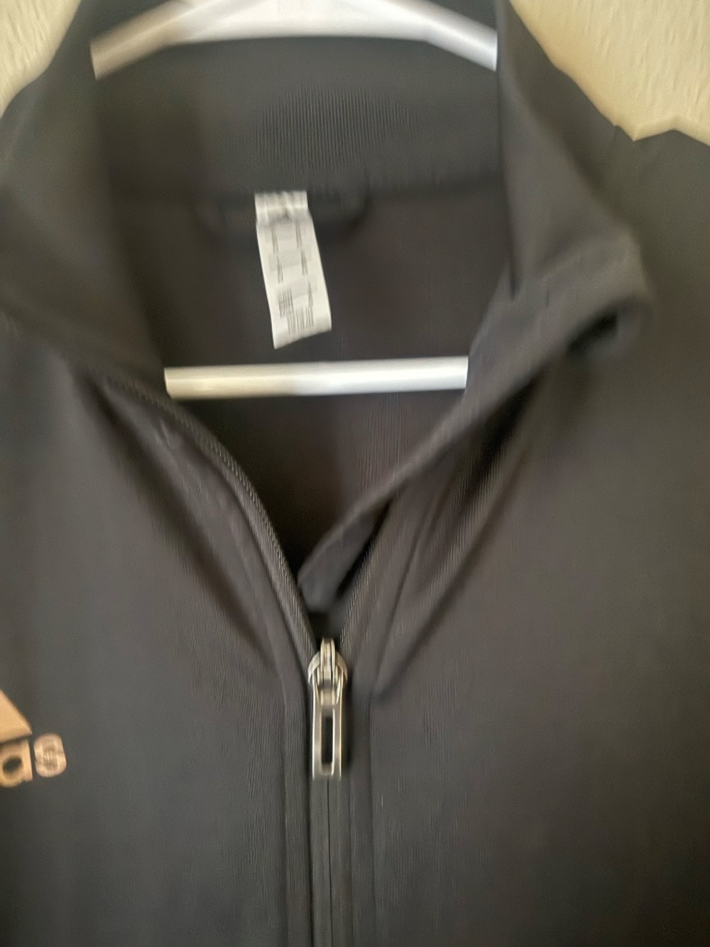 ADIDAS L - Picture 3 of 5